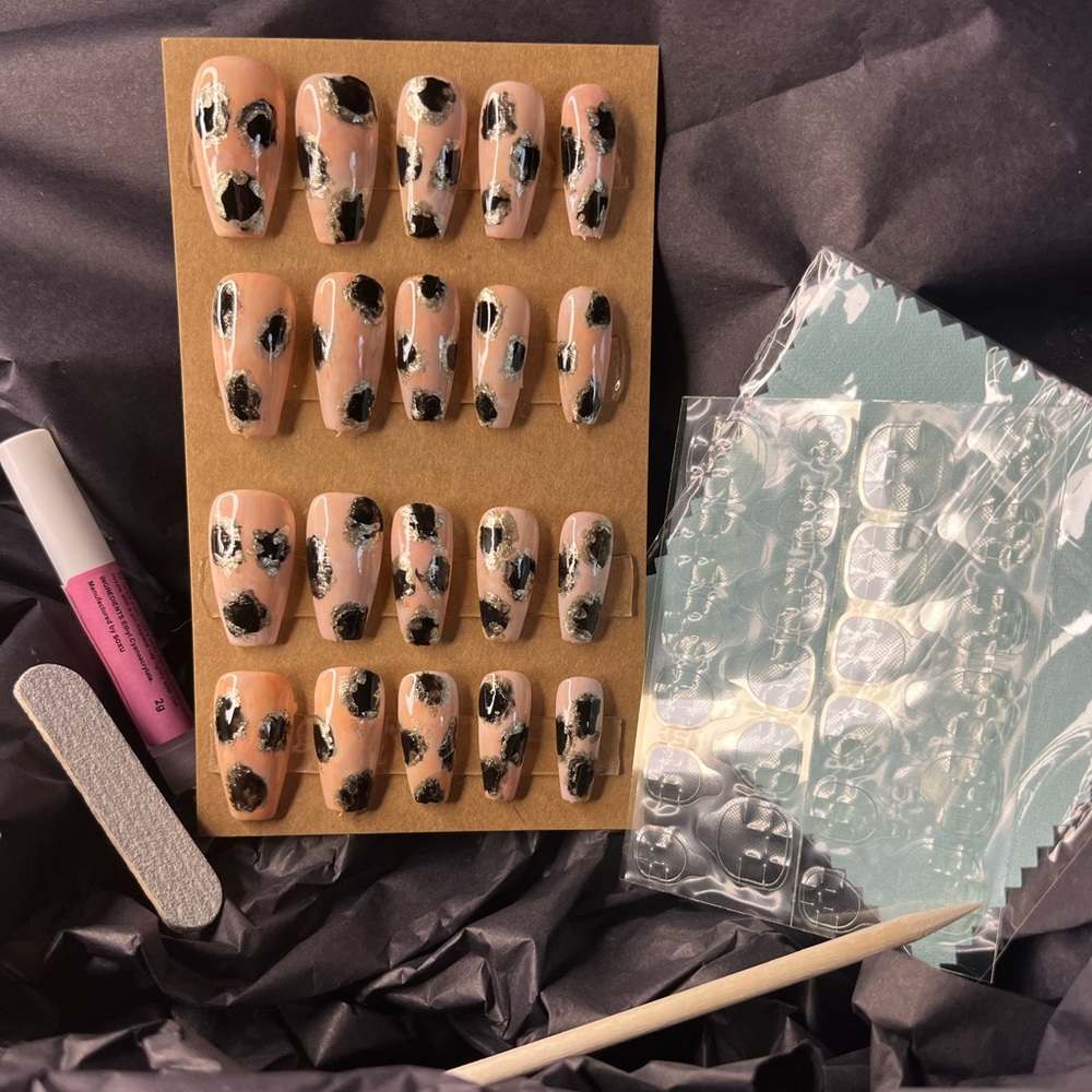Press on Nails
